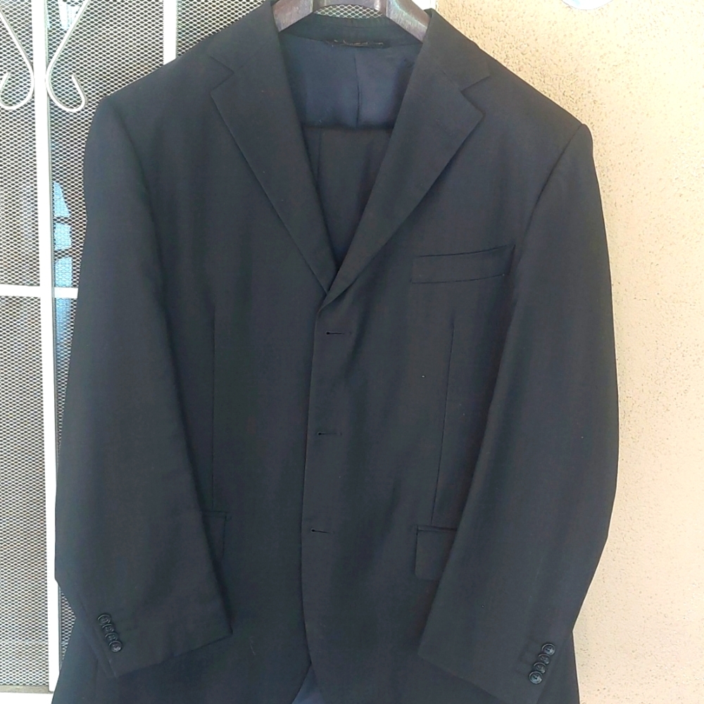Men's suit